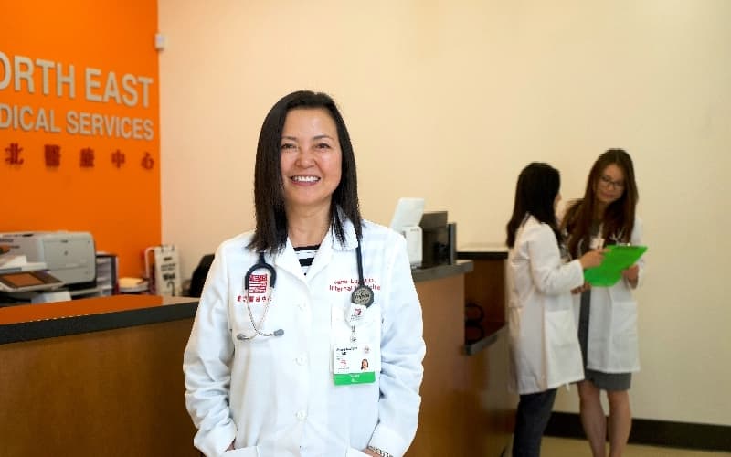 Internist
